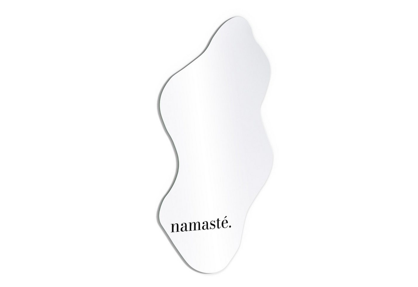 DEQORI Wandspiegel 'Namasté - Schriftzug', Spiegel organisch geformt selbstklebend Wand Wohnzimmer Flur groß XXL DEQORI Wandspiegel 'Namasté - Schriftzug', Spiegel organisch geformt selbstklebend Wand Wohnzimmer Flur groß XXL von DEQORI