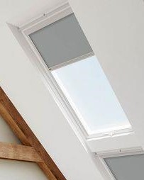 SunDeal® Dachfensterrollo | Für alle bekannten Dachfenstertypen von VELUX® von DERSONNENSCHUTZ