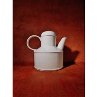 1970Er Jahre Modernist Midwinter Keramik Teekanne - Roy Architektur Design von DESIGN4EVERY1