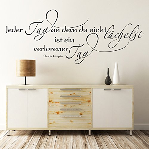 DESIGNSCAPE® Wandtattoo Jeder Tag an dem du nicht lächelst ist ein verlorener Tag Zitat | Farbe: creme | Größe: klein (80 x 32 cm) von DESIGNSCAPE