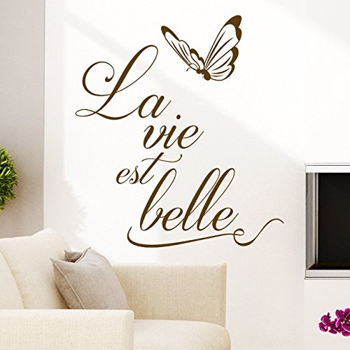 DESIGNSCAPE® Wandtattoo Spruch La vie est belle mit Schmetterling - Das Leben ist schön | Farbe: gold | Größe: mittel (82 x 90 cm) von DESIGNSCAPE