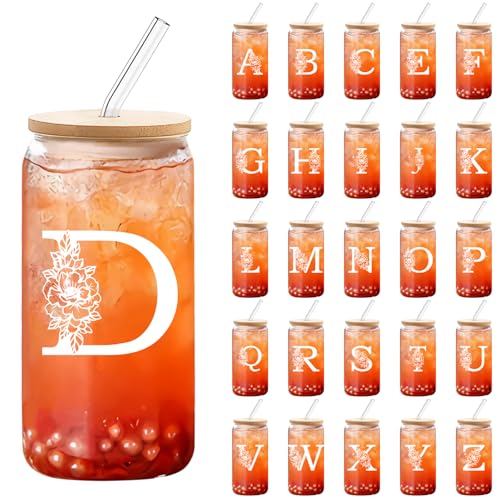DETENE 550ML Buchstabe Glasbecher Gläser mit Deckel und Strohhalm Eiskaffee Gläser Monogrammierte Initialen Geschenke für Frauen und Männer zum Geburtstag Weihnachten Geburtstagsgeschenke(D) von DETENE
