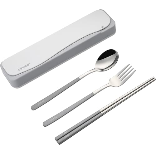 DEVICO Reisebesteck 18/8 Edelstahl - 4-Teiliges Camping Besteck set mit Gabel, Löffel, Essstäbchen und Etui - Perfektes Tragbares Essbesteck Set für Erwachsene und Jugend (Grau) von DEVICO