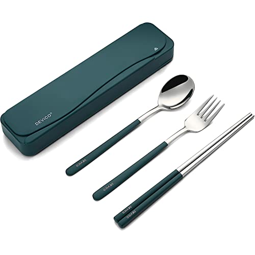 DEVICO Reisebesteck 18/8 Edelstahl - 4-Teiliges Camping Besteck set mit Gabel, Löffel, Essstäbchen und Etui - Perfektes Tragbares Essbesteck Set für Erwachsene und Jugend (dunkelgrün) von DEVICO