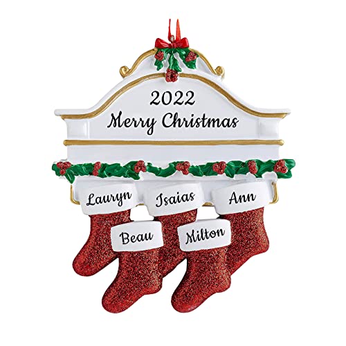 Personalisierte Weihnachtsornamente 2023 Familie von 2/3/4/5/6/7/8 Socken Benutzerdefinierte Namensgeschenke für Weihnachtsbaum, Weihnachtsbaumanhänger Kreatives Familie von 5 von DEZUNTU