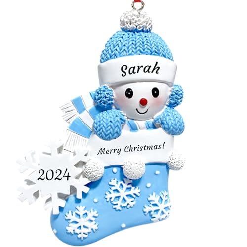 Personalisierter Christbaumschmuck zur ersten Geburt des Babys 2023, individueller Weihnachtsschmuck mit Namen, Schneebaby im Strumpf, Weihnachtsbaumschmuck, Weihnachtsdekorationen, Ornamente von DEZUNTU