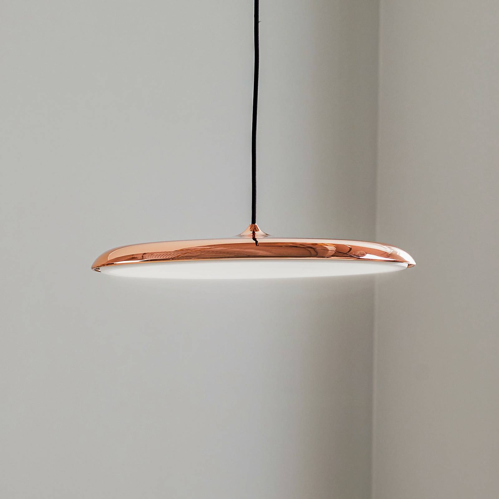 Artist 40 - flache LED-Hängeleuchte, kupfer von DFTP by Nordlux