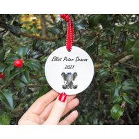 Weihnachtsbaumschmuck, Personalisierte Dekoration, Weihnachtsdekor, Elefant Und Name Weihnachtsdekoration von DHcraftDesigns