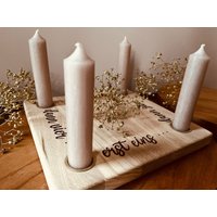 Adventskranz Aus Holz Mit Gravur | Kerzenhalter Adventszeit Adventsbrett Eckig von DIEHOLZBOX