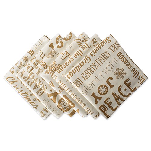 DII 100% Baumwolle, maschinenwaschbar, Bedruckte metallische Feiertagstischdecke – 132 x 132 cm für 4 Personen, Christmas Collage Gold, Napkin von DII