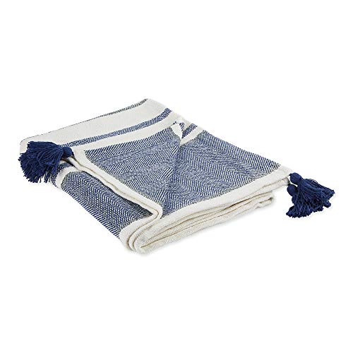 DII New Traditional Zweifarbiger Überwurf mit Chevron-Streifen, Baumwolle, Marineblau, 50x60 von DII