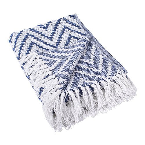 DII Überwurf mit Fischgratmuster für drinnen und draußen, 100% Baumwolle, Decke für Camping, Strände, Barbeque, jeden Tag – 127 x 152,4 cm, Chevron, Marineblau, Nautical Blue, Large Chevron von DII