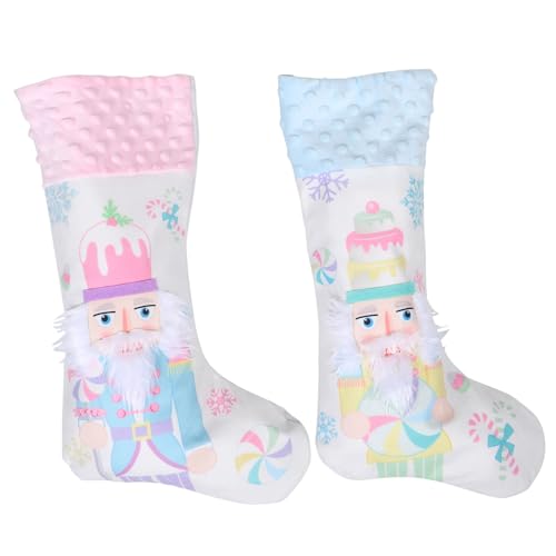 DIKACA 2 Stücke Weihnachtsstrümpfe Nutcracker Design Große Kapazität Geschenktüten Langlebiges Material Festliche Aufbewahrung für Kamin Weihnachtsbaum Familienfeier und Party DIKACA 2 Stücke Weihnachtsstrümpfe Nutcracker Design Große Kapazität Geschenktüten Langlebiges Material Festliche Aufbewahrung für Kamin Weihnachtsbaum Familienfeier und Party von DIKACA