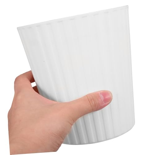 DIKACA Mini Tischmülleimer ohne Deckel aus Robustem Leichter Tragbarer Abfallkorb für Schreibtisch und Büro Platzsparend Verschleißfest für Desktop organisation Weiß Kompakte DIKACA Mini Tischmülleimer ohne Deckel aus Robustem Leichter Tragbarer Abfallkorb für Schreibtisch und Büro Platzsparend Verschleißfest für Desktop organisation Weiß Kompakte von DIKACA