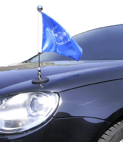 magnetisch haftender Autofahnen-Ständer Diplomat-1.30-Chrome Vereinte Nationen mit Super-Magnet für Ihre Autoflaggen - Auto Fahne & Flagge von DIPLOMAT-FLAGS