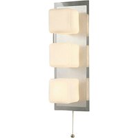 Inspired Cube IP44 Wandleuchte mit Zugschalter, 3-flammig, G9, poliertes Chrom und Aluminium Inspired Cube IP44 Wandleuchte mit Zugschalter, 3-flammig, G9, poliertes Chrom und Aluminium von DIYAS