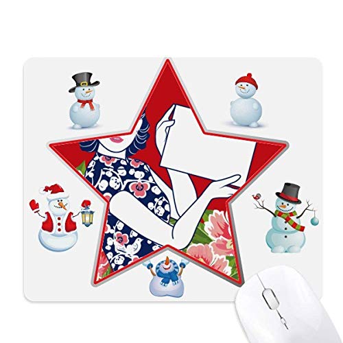 Chinese Culture Red Woman Christmas Snowman Family Star Mouse Pad von DIYthinker