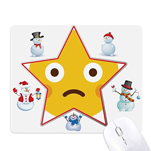 Mauspad mit Aufschrift „Happy Christmas Snowman Family Star“, Gelb von DIYthinker