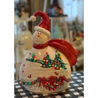 Handgefertigte Leuchten Keramik Schneemann Mit Szene von DJsCeramicsCrafts