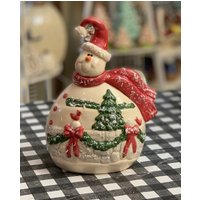 Keramik Schneemann Mit Weihnachtsmotiv von DJsCeramicsCrafts
