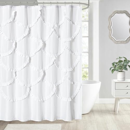 DOSLY IDÉES Weißer Rüschen-Duschvorhang für Badezimmer, Meerjungfrauen-Muster, Bauernhaus, rustikal, niedlich, waschbar und wasserdicht, 183 x 213 cm lang DOSLY IDÉES Weißer Rüschen-Duschvorhang für Badezimmer, Meerjungfrauen-Muster, Bauernhaus, rustikal, niedlich, waschbar und wasserdicht, 183 x 213 cm lang von DOSLY IDÉES