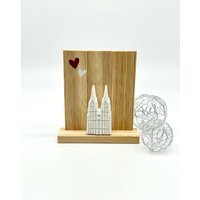 Kölner Dom Miniatur/Köln Deko Aus Raysin Und Holz Mit Herzen in Rot Weiß Mitbringsel Geschenkidee Kölle Alaaf Kölngeschenk Kölner Dom Miniatur/Köln Deko Aus Raysin Und Holz Mit Herzen in Rot Weiß Mitbringsel Geschenkidee Kölle Alaaf Kölngeschenk von DRAHTISTIN