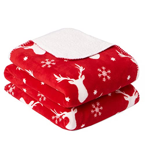 Dreamscene Sherpa-Fleece-Decke mit Weihnachtsmotiv und Hirsch-Muster, Schneeflocke, flauschig, weich, warm, 150 x 180 cm, Rot/Weiß von DREAMSCENE
