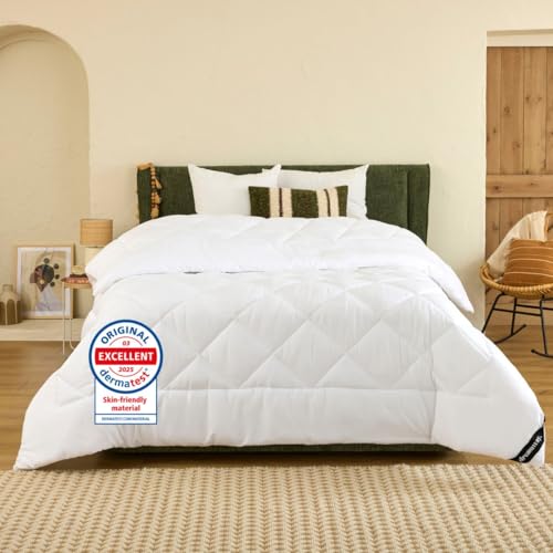 DREAMWAY - Bettdecke 200x200cm Ganzjahresdecke 4 Jahreszeiten, Steppdecke 300gsm Mikrofaser 200x200 cm, Super Weiche Decke Zudecke Schlafdecke Atmungsaktive 200 x 200 Weiß, Oeko-Tex Zertifiziert von DREAMWAY