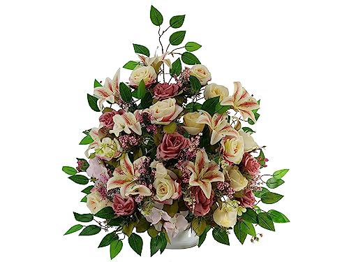 DRW Kunstblumenzentrum für Friedhof Rosa und Beige Lila Kirchen Hochzeit Blumenzentrum für Heilige mit Lilien, Rosen und Hortensien Beige und Rosa von DRW