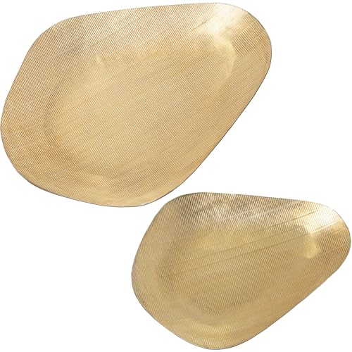 Set mit 2 Tabletts aus Aluminium, goldfarben, 31 x 23 x 2,5 und 42,5 x 32 x 4 cm Set mit 2 Tabletts aus Aluminium, goldfarben, 31 x 23 x 2,5 und 42,5 x 32 x 4 cm von DRW