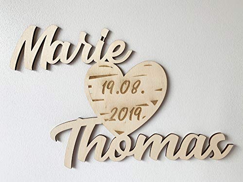 DRYSSON Geschenk personalisiert Hochzeitsgeschenk Hochzeit Valentinstag individuell Name Holz Buchstaben Herz Schild zur Hochzeit Jahrestag von DRYSSON