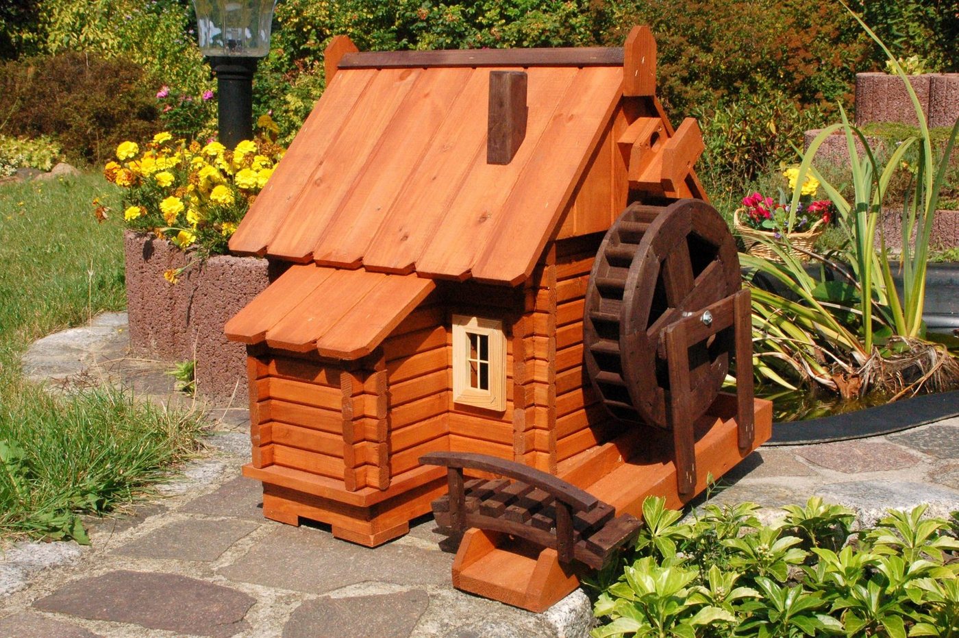 DSH DEKO SHOP HANNUSCH Gartenfigur Wassermühle Groß Blockhaus, Farbe und Material: Hölzer in verschiedenen Farben von DSH DEKO SHOP HANNUSCH