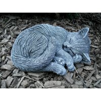 Steinfigur Eingerollte Katze Frostfest Steinguss Garten Deko Haustier Steinfigur Eingerollte Katze Frostfest Steinguss Garten Deko Haustier von DSSteinfigurenshop