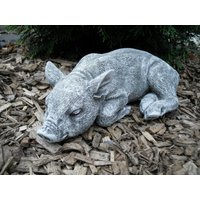 Steinfigur Schwein Liegend Frostfest Steinguss Garten Deko Tier Steinfigur Schwein Liegend Frostfest Steinguss Garten Deko Tier von DSSteinfigurenshop