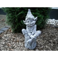 Steinfigur Troll Auf Baumstamm 39cm Frostfest Steinguss Garten Deko Gnom Steinfigur Troll Auf Baumstamm 39cm Frostfest Steinguss Garten Deko Gnom von DSSteinfigurenshop