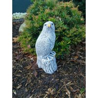steinfigur Falke | 39 cm Adler Greifvogel Frostfest Wetterfest Gartenfigur von DSSteinfigurenshop