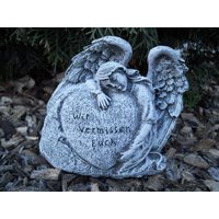 steinfigur Grabschmuck Engel Am Herz "Wir Vermissen Euch" Frostfest Grab Deko steinfigur Grabschmuck Engel Am Herz "Wir Vermissen Euch" Frostfest Grab Deko von DSSteinfigurenshop