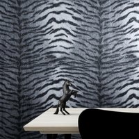 Vliestapete Tiger Line Tierfell Strukturiert Moderne Wandbekleidung Silber Schwarz von DSVinteriors