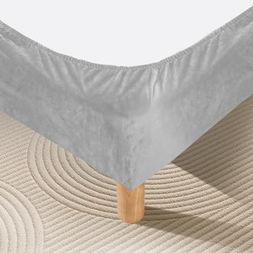 DUJUIKE Bettrahmenbezug, Bettvolant, Samt-Stretchstoff, vollelastisches Band, Bettrock-Ersatz, dekorativer Schutz Ihres Bettrahmens. Geeignet für Schlafzimmer (Silbergrau,Queen Bed Width:150-160cm) von DUJUIKE