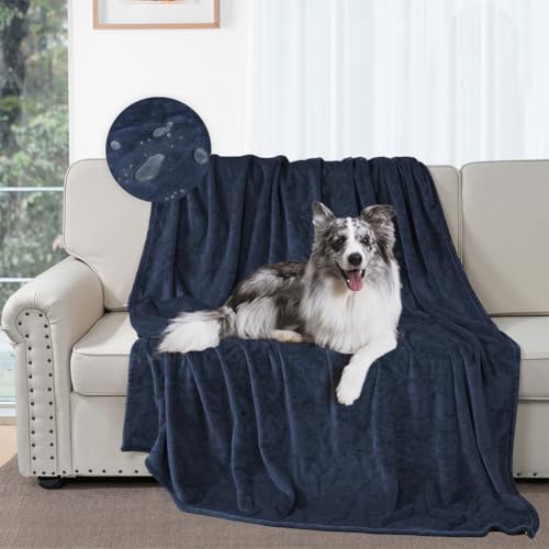 DUJUIKE Wasserdichte Bettdecke, Wasserdichte Hundedecke Aus Flanell, Geeignet als Haustierdecke, Bett, Sofa, MöBelschutz, Doppelseitige Weiche Multifunktionale Überwurfdecke (102 X 152 cm, Marineblau) von DUJUIKE