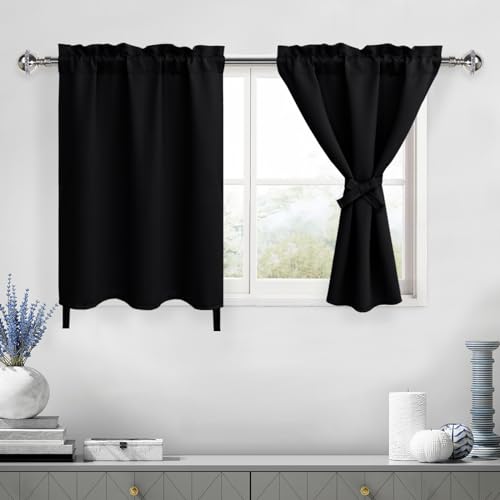 DWCN Schwarze Verdunkelungsvorhänge für Wohnzimmer, kurze Vorhänge für kleines Fenster, Thermovorhänge für Schlafzimmer, 61 cm Vorhänge für Café, Jungenzimmer, Küche, Keller – 86,3 x 61 cm, schwarz, 1 DWCN Schwarze Verdunkelungsvorhänge für Wohnzimmer, kurze Vorhänge für kleines Fenster, Thermovorhänge für Schlafzimmer, 61 cm Vorhänge für Café, Jungenzimmer, Küche, Keller – 86,3 x 61 cm, schwarz, 1 von DWCN