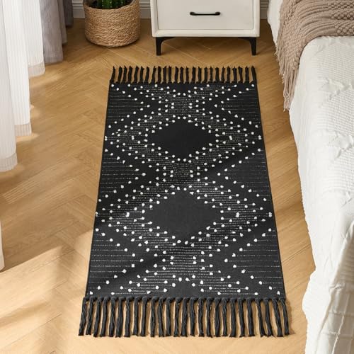 DXGJOKR Schwarzer Läuferteppich, waschbarer Teppich für Flur, rutschfest, Boho, Küche, Badezimmer, Läufer für Schlafzimmer, mit Quasten, 60 x 130 cm DXGJOKR Schwarzer Läuferteppich, waschbarer Teppich für Flur, rutschfest, Boho, Küche, Badezimmer, Läufer für Schlafzimmer, mit Quasten, 60 x 130 cm von DXGJOKR
