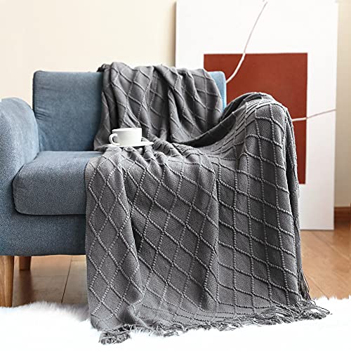 Tagesdecken Uni Grau Anthrazit Kuscheldecke Wohndecke Flauschig Gestrickt Tagesdecke Grob Wendedecke Kuscheldeck Sofadecke Strickdecke Sofa Bett Überwurf 130 x 230 cm Sofaüberwurf mit Fransen Tagesdecken Uni Grau Anthrazit Kuscheldecke Wohndecke Flauschig Gestrickt Tagesdecke Grob Wendedecke Kuscheldeck Sofadecke Strickdecke Sofa Bett Überwurf 130 x 230 cm Sofaüberwurf mit Fransen von DXHOME