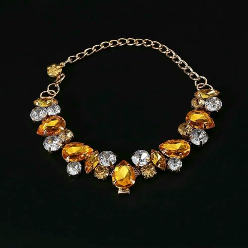DaBingDian Verstellbares Katzenhalsband mit Kristall-Strasssteinen, glitzernde Hochzeitskette für Welpen und Kätzchen – süßes Haustier-Schmuck-Accessoire DaBingDian Verstellbares Katzenhalsband mit Kristall-Strasssteinen, glitzernde Hochzeitskette für Welpen und Kätzchen – süßes Haustier-Schmuck-Accessoire von DaBingDian