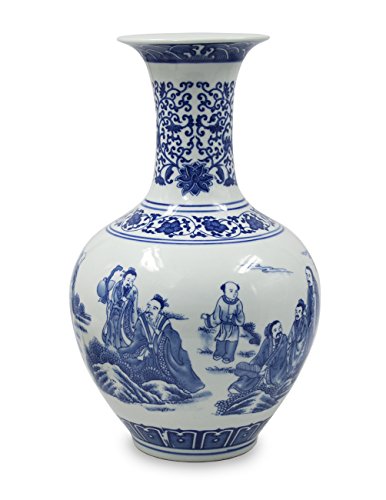 Dahlia Blaue und weiße Vase, handgefertigte chinesische Porzellan-Blumenvase, acht Unsterbliche, chinesische Flaschenform, 33 cm von Dahlia