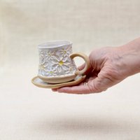 150 Ml Espresso-Tasse Mit Untertasse Margerite Blumenmuster 150 Ml Espresso-Tasse Mit Untertasse Margerite Blumenmuster von DaisyTableware