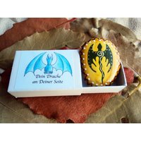 Hand Bemalter Drachen Stein Begleiter Für Die Hosentasche von DalayaArt
