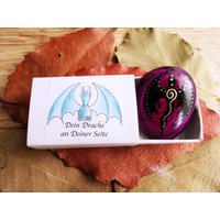 Hand Bemalter Drachen Stein Begleiter Für Die Hosentasche von DalayaArt