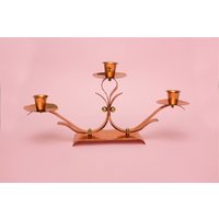 Vintage Kupfer Kerzenhalter Hammerschlag Handarbeit Kandelaber in Floralem Design 3-Armig Ref. 417 von DamnNiceStuff