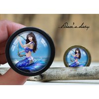 Meerjungfrau Muster Glas Cabochon Knauf Vintage Bronze Schrank Knauf Meerjungfrau Muster Glas Cabochon Knauf Vintage Bronze Schrank Knauf von Dandiary